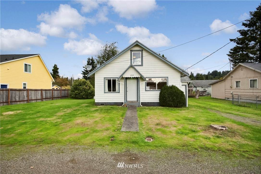 1212 Martin Street - Photo 1