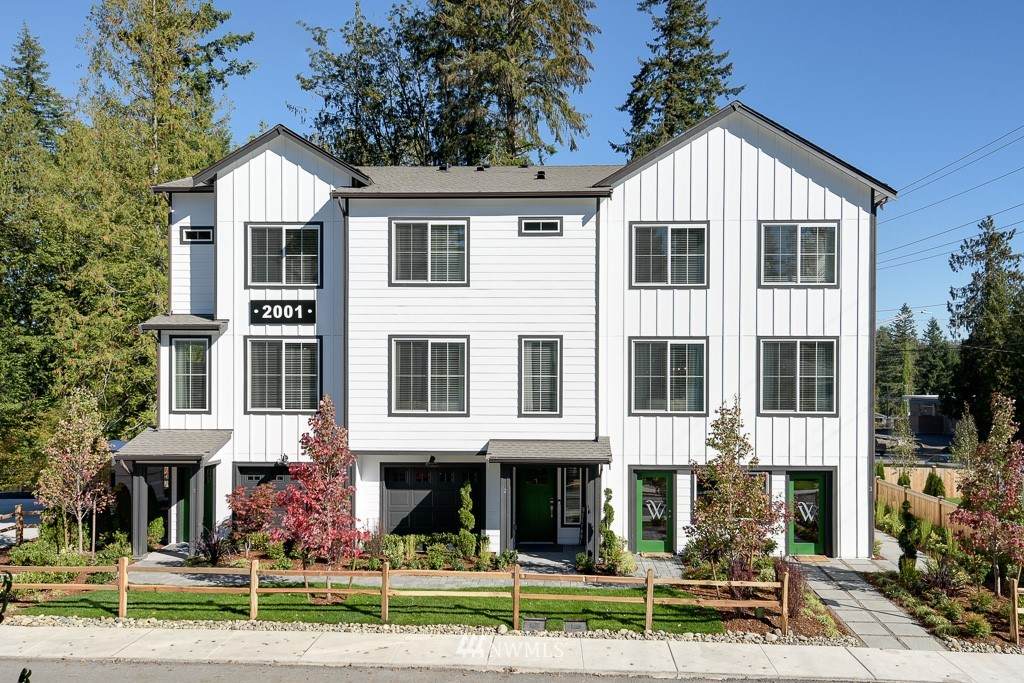 2008 101st Avenue - Photo 1