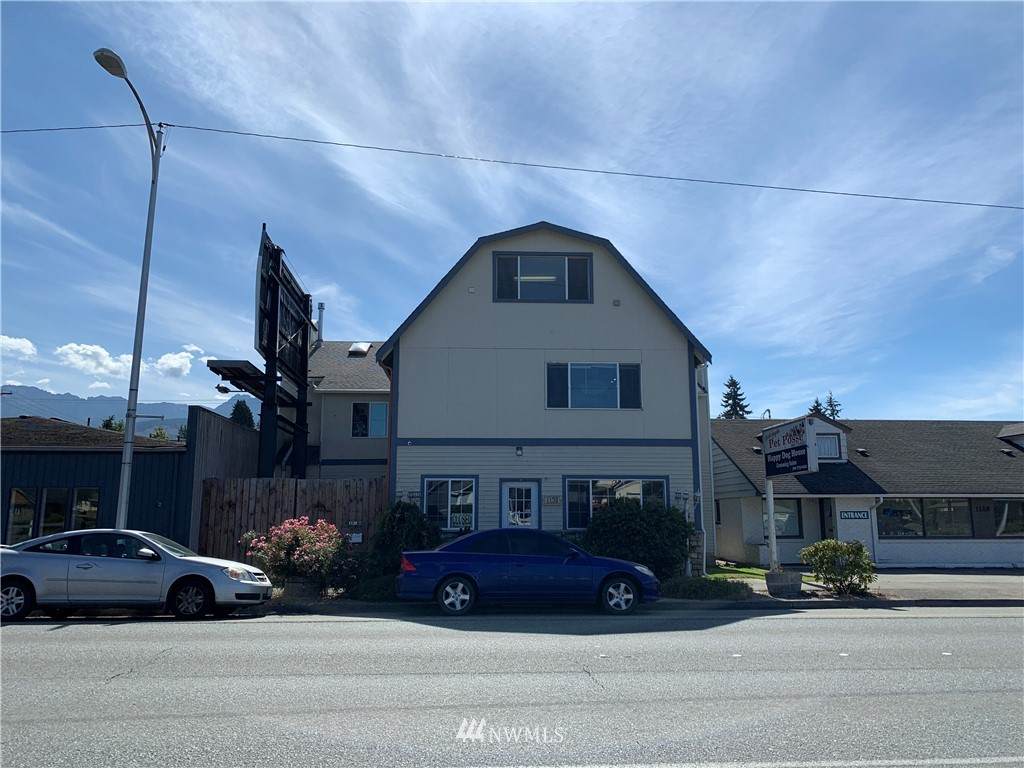 1130 Front Street - Photo 1