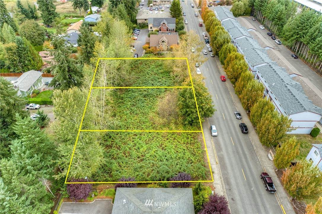 4002 10th Street - Photo 1