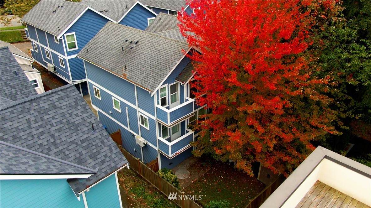 307 27th Avenue - Photo 1