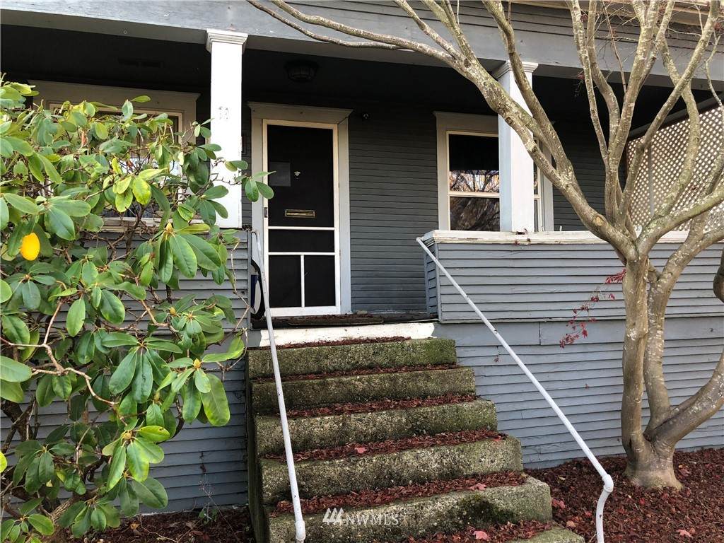3626 Lombard Avenue - Photo 1