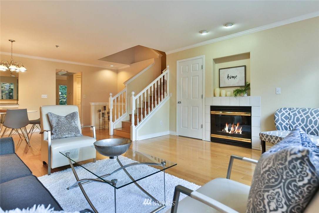 16225 Northup Way - Photo 1