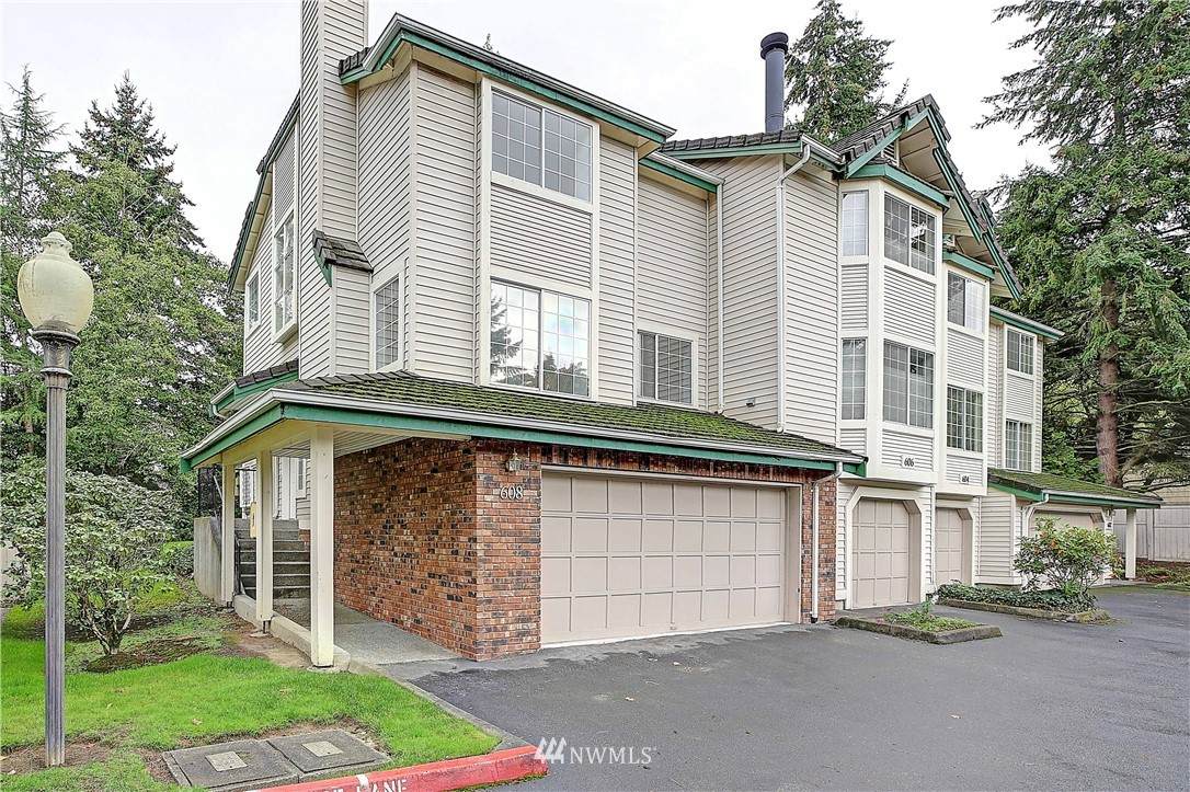 608 122nd Avenue - Photo 1