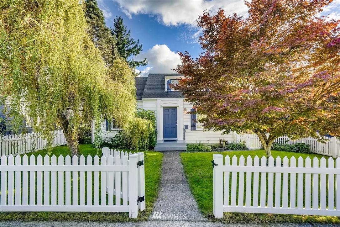 3733 Sullivan Street - Photo 1