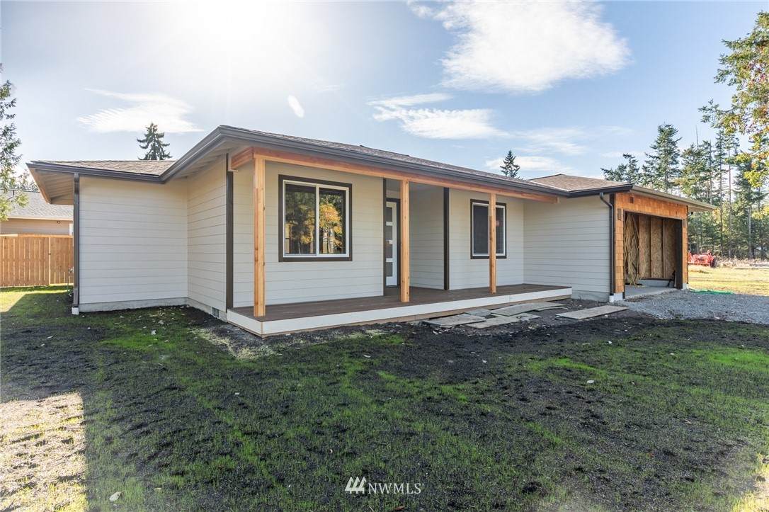 819 Milwaukee Drive - Photo 1