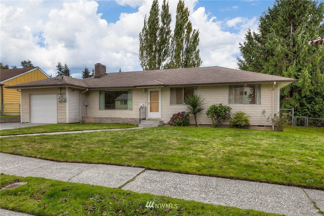 4538 10th Street - Photo 1