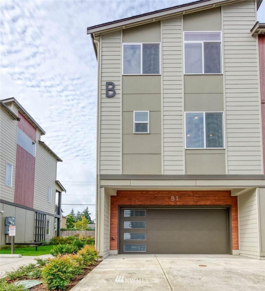 13411 Ash Way - Photo 1