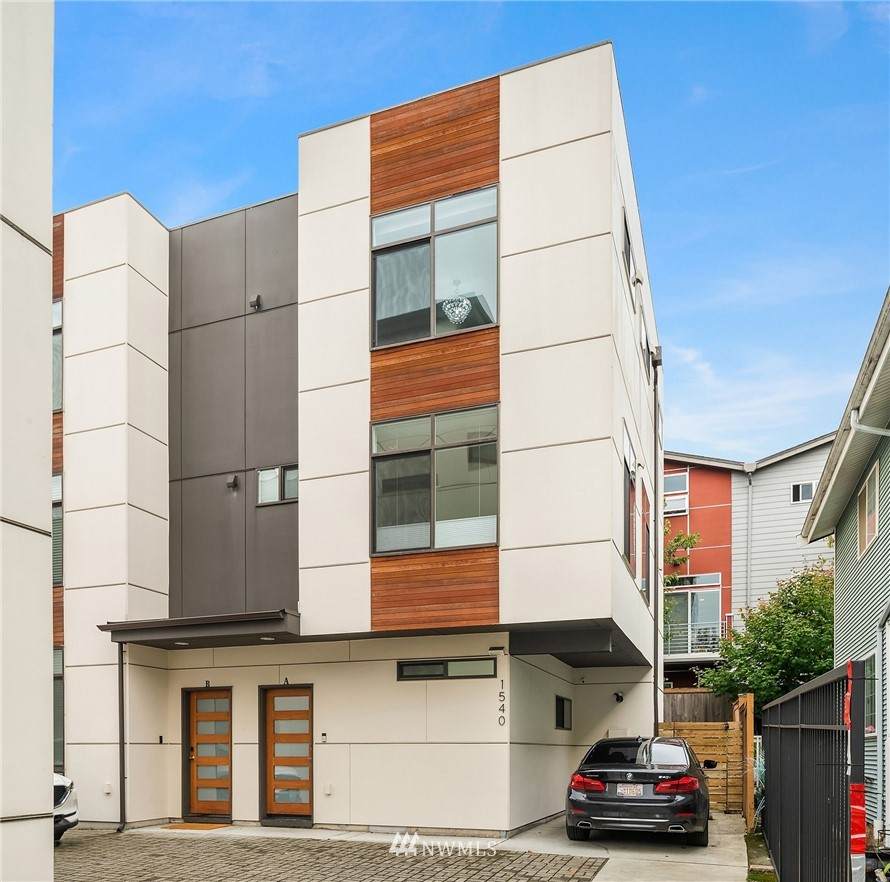 1540 62nd Street - Photo 1