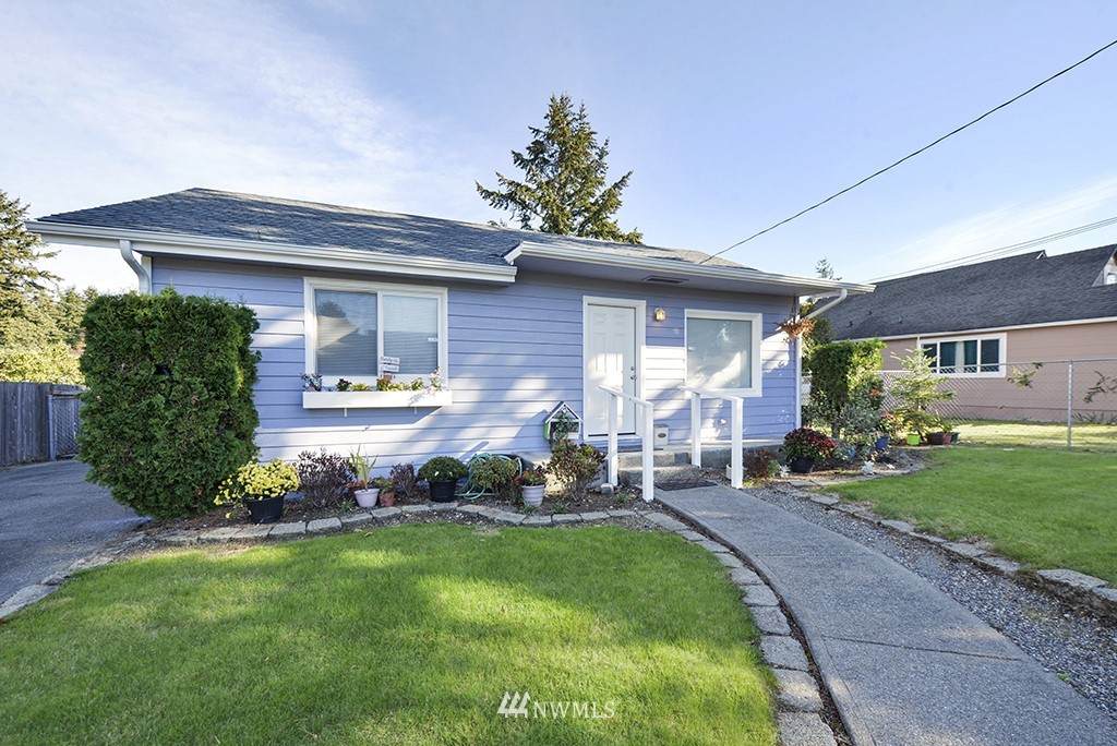 6607 Wapato Street - Photo 1