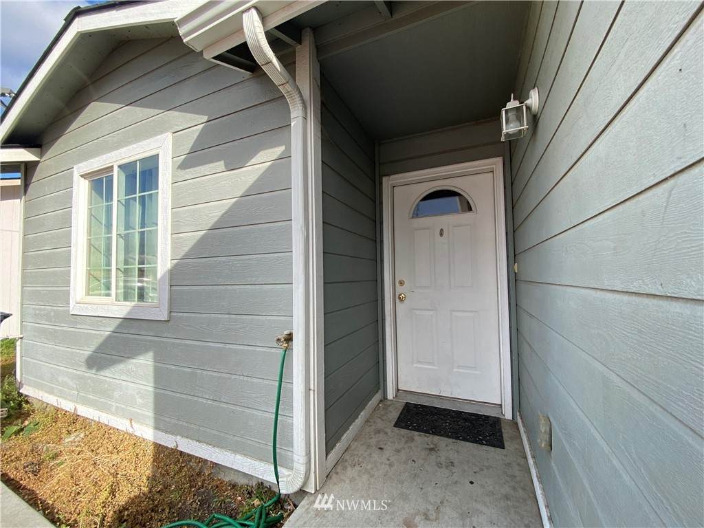 49 Samantha Court - Photo 1