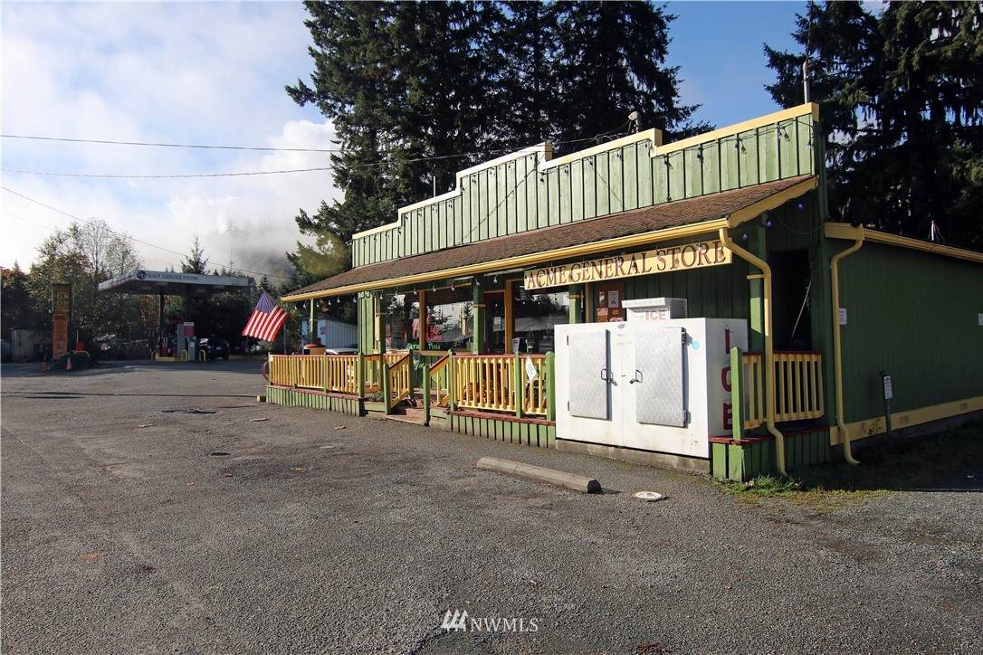 2035 Valley Hwy 9 - Photo 1