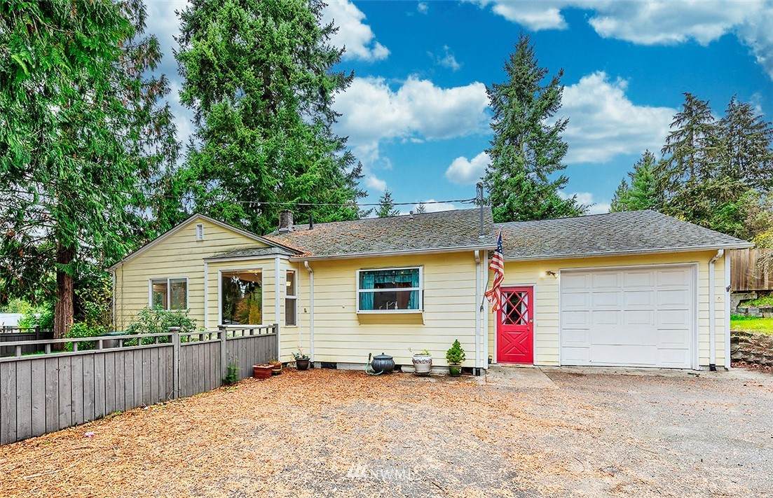 18504 10th Avenue - Photo 1
