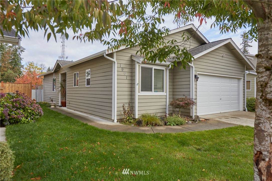 1991 Kelowna Place - Photo 1
