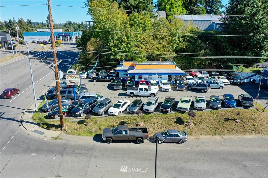 3235 Kitsap Way - Photo 1