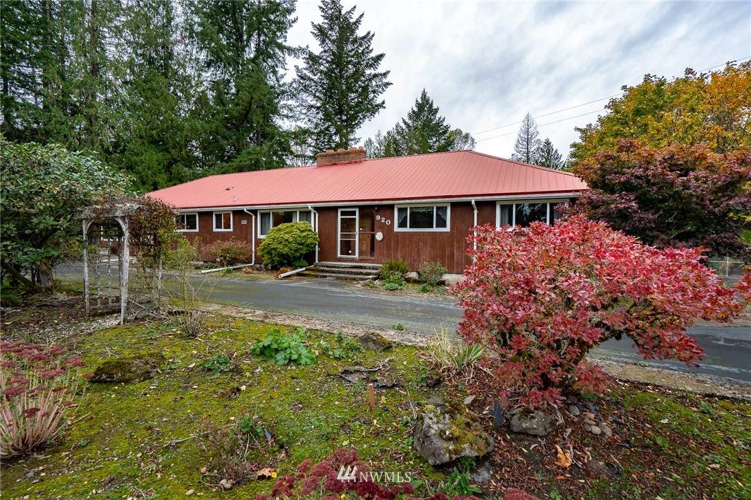 920 Byham - Photo 1
