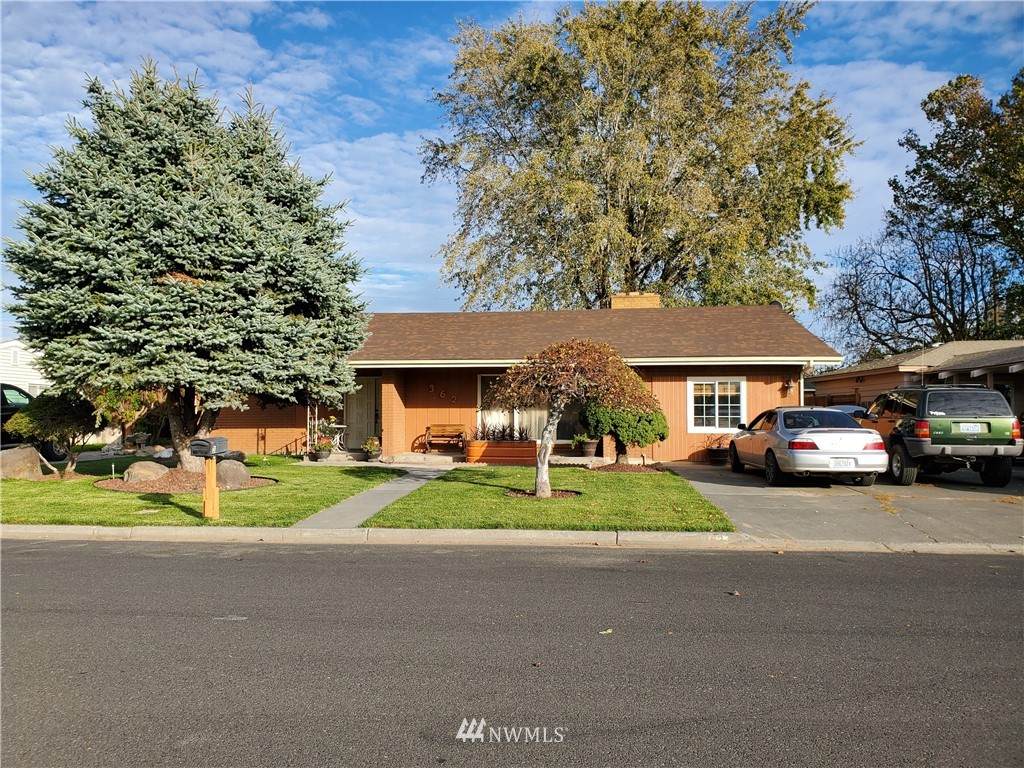 362 Desdemona Drive - Photo 1