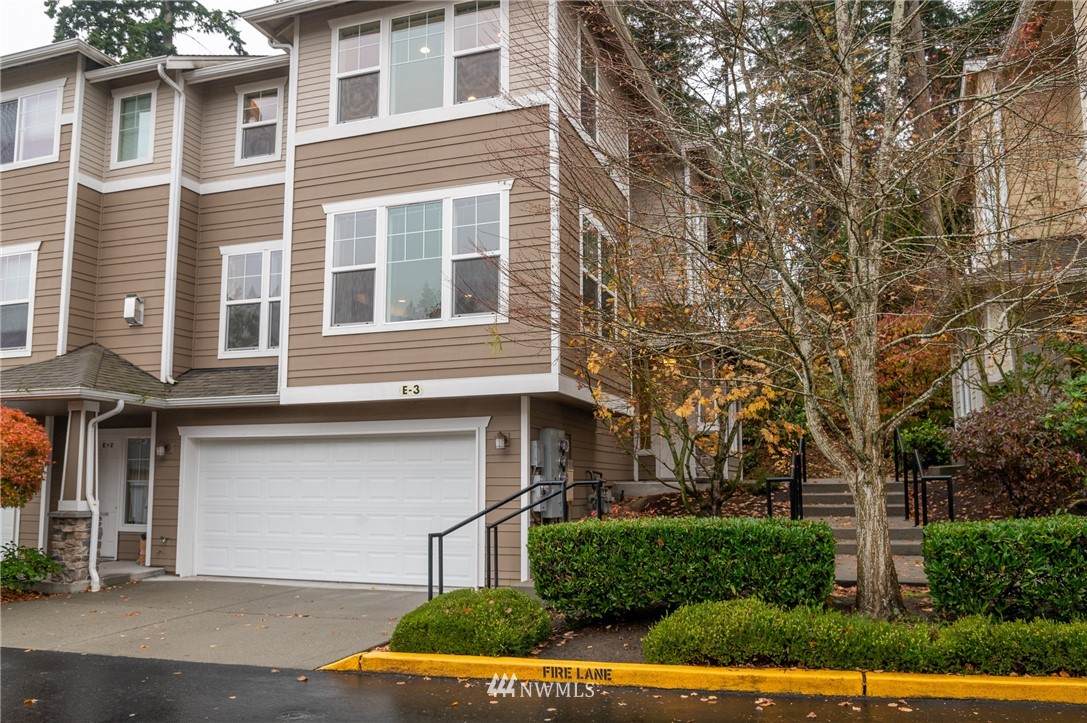 15 164 Street - Photo 1
