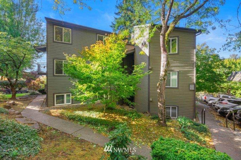 12014 98th Avenue - Photo 1