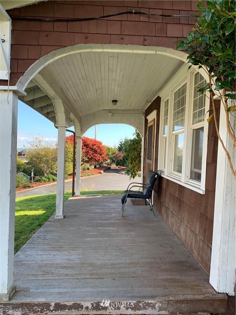 306 B Street - Photo 1