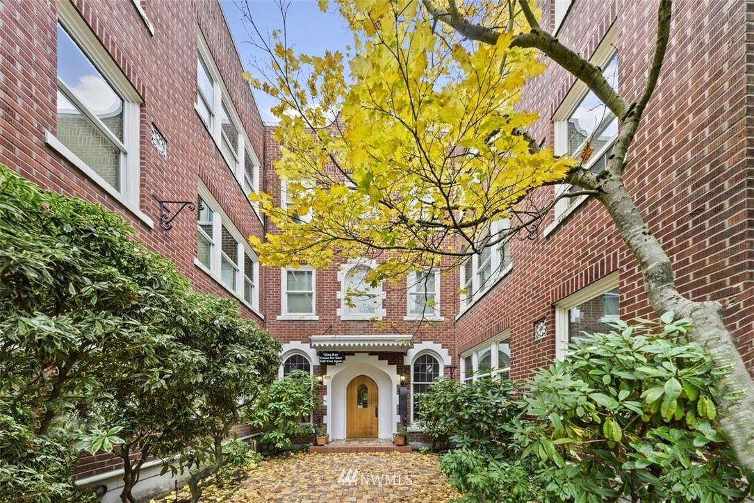 411 Boylston Avenue - Photo 1