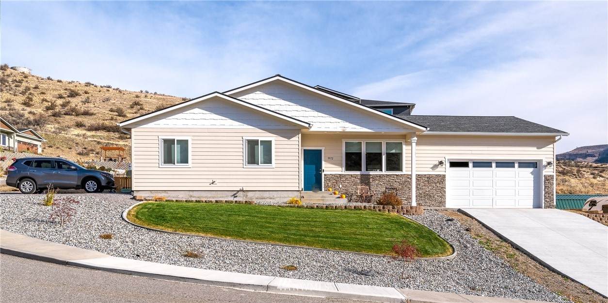 9972 Saska Way - Photo 1