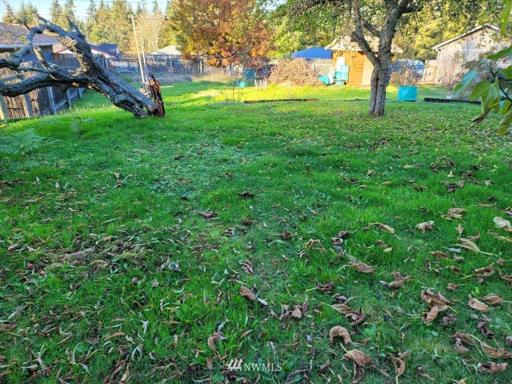 715 304th Street - Photo 1