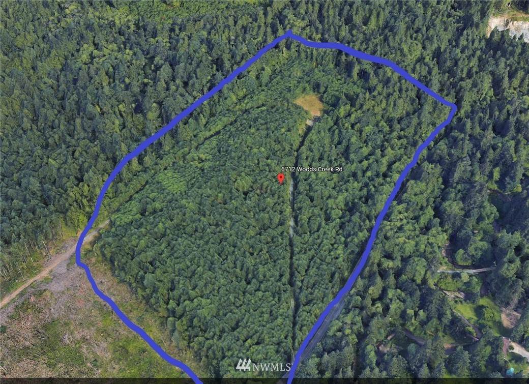 6712 Woods Creek Road - Photo 1