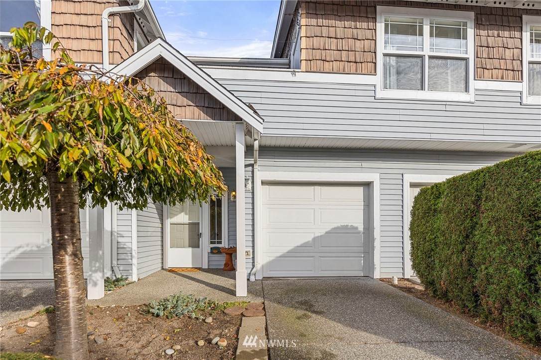 1410 Mallard View Drive - Photo 1