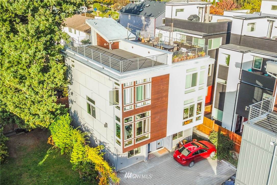 318 41st Street - Photo 1