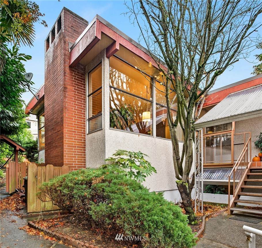 3041 24th Avenue - Photo 1