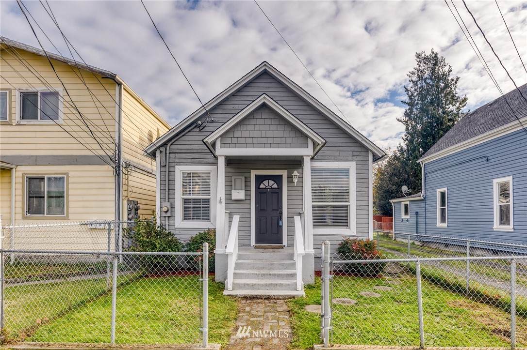 5411 Warner St - Photo 1