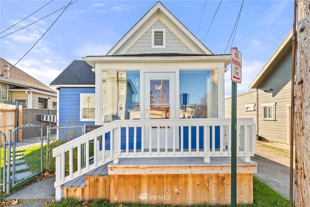 1003 Girard Street - Photo 1