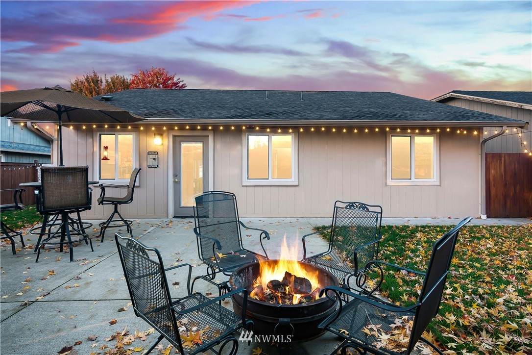 5705 57th Avenue - Photo 1