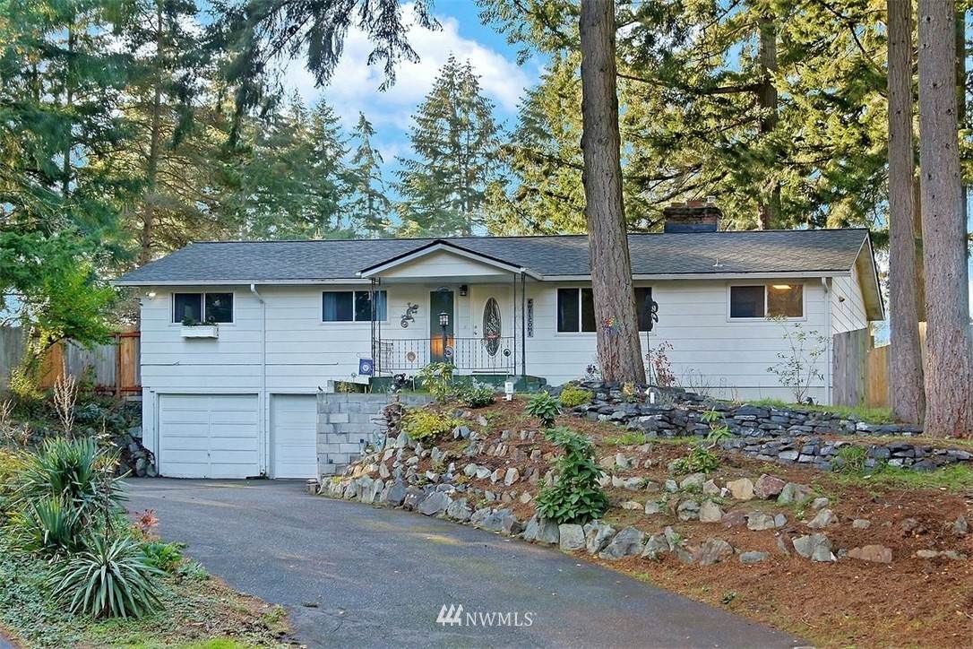 8130 69th Avenue - Photo 1