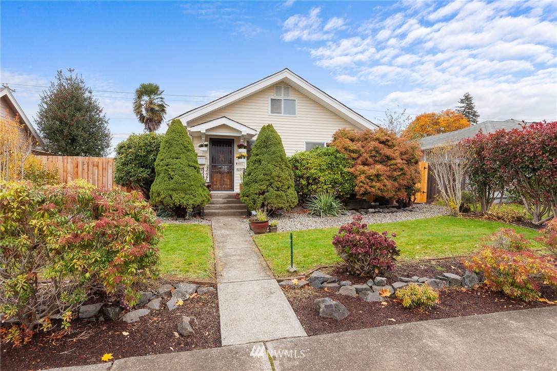 4605 6th Avenue - Photo 1