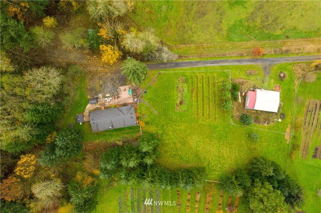 513 Berry Road - Photo 1