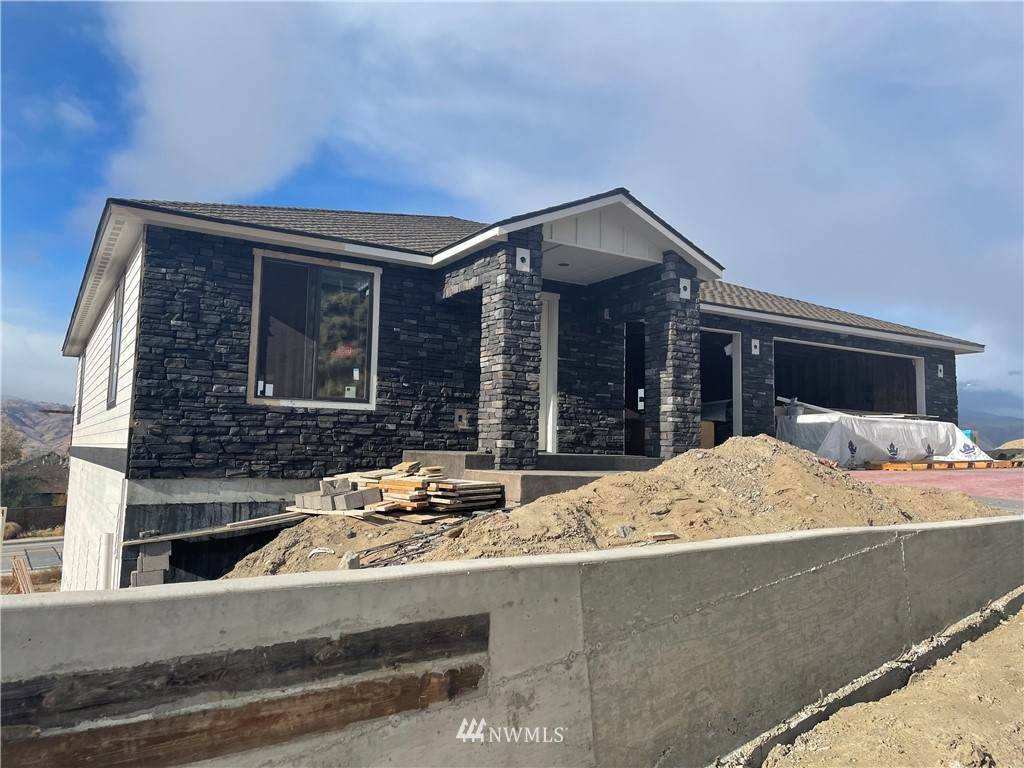 2450 Berkley Loop - Photo 1