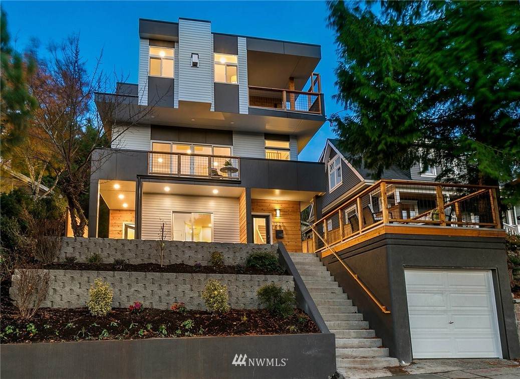 1528 29th Avenue - Photo 1