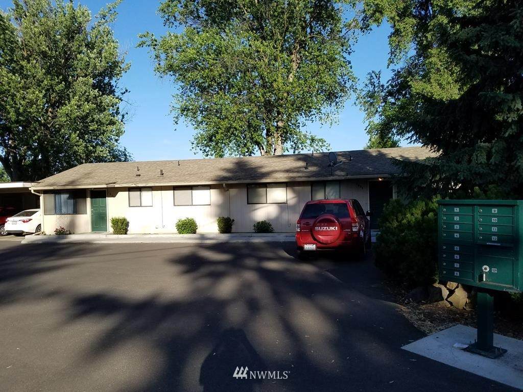 1921 Plaza Way - Photo 1