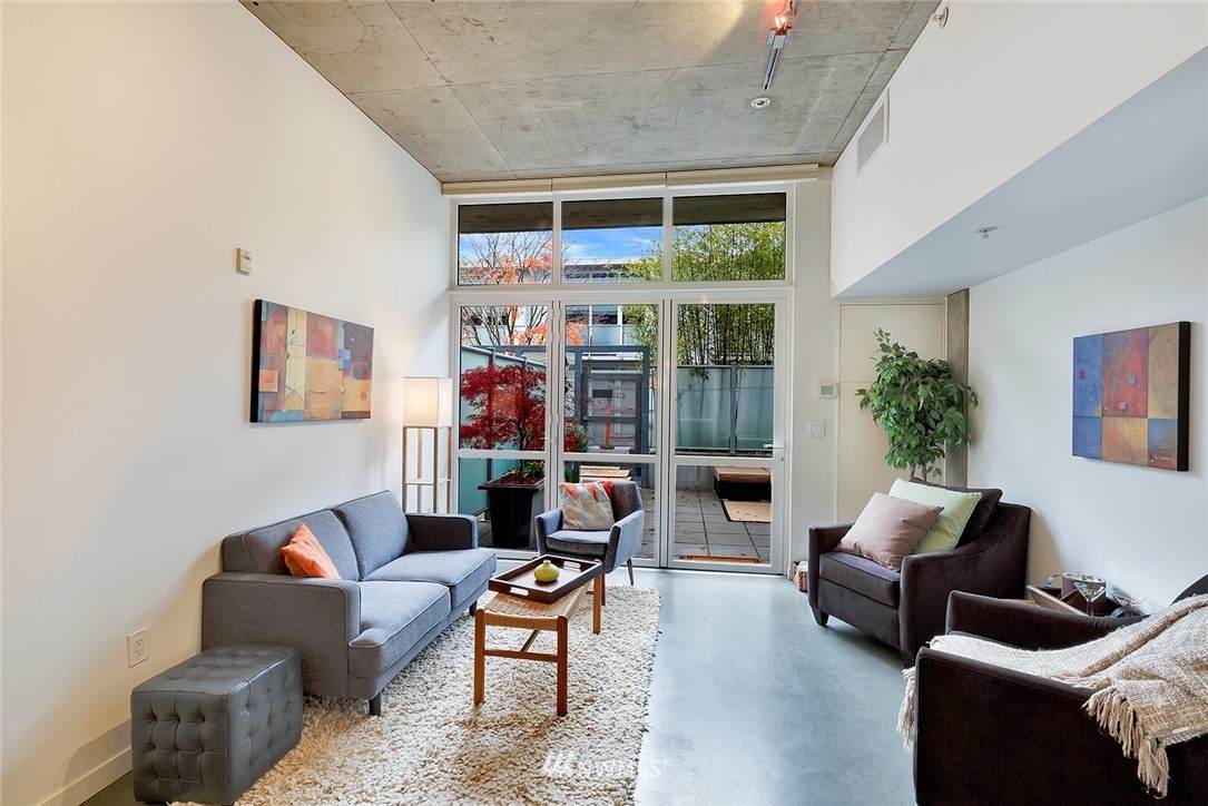 501 Roy Street - Photo 1