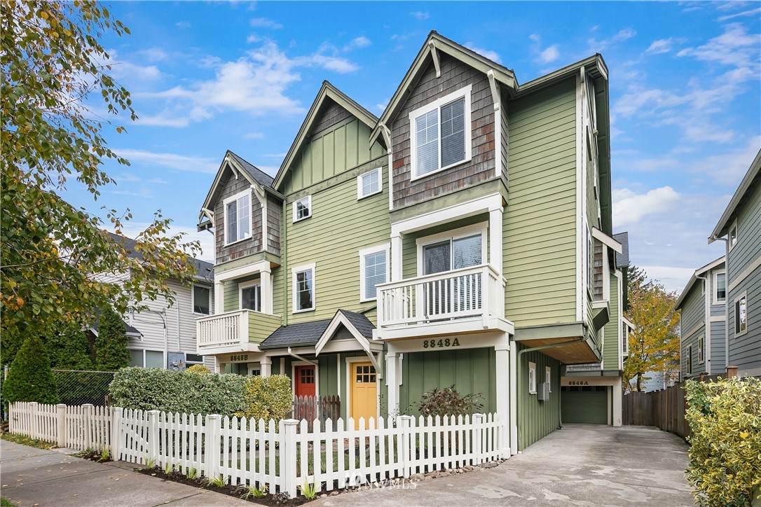 8848 Midvale Avenue - Photo 1
