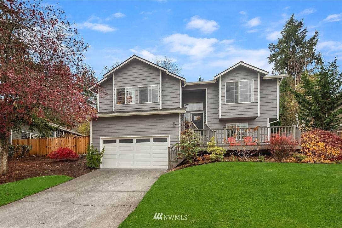 7025 165th Street - Photo 1