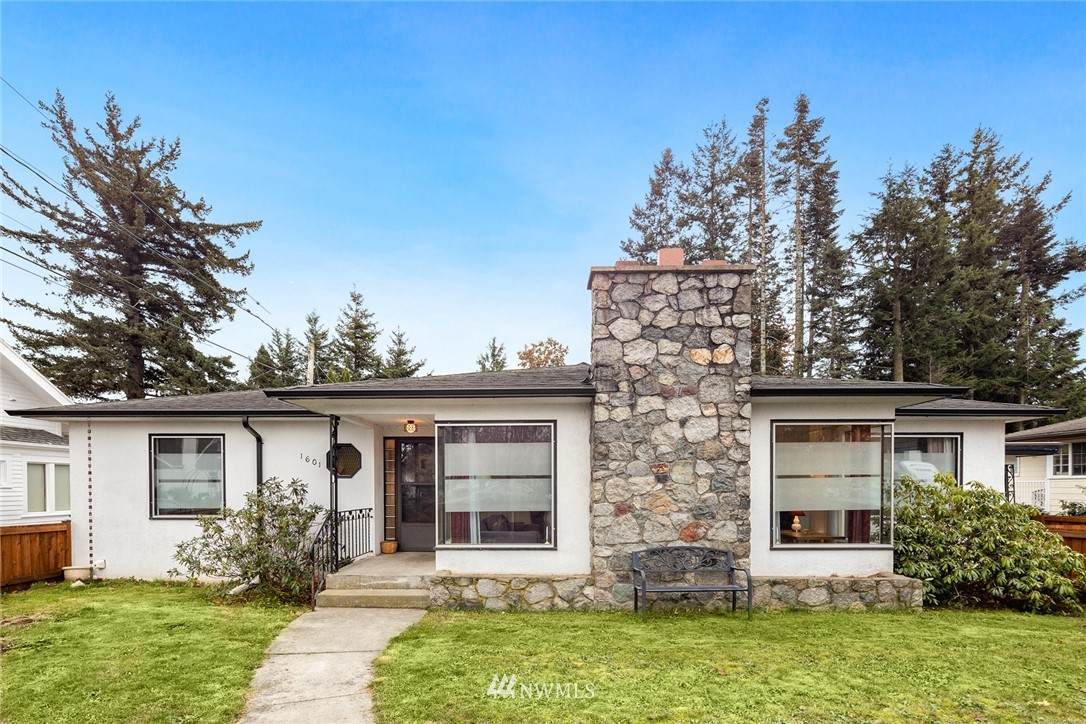 1601 C Street - Photo 1