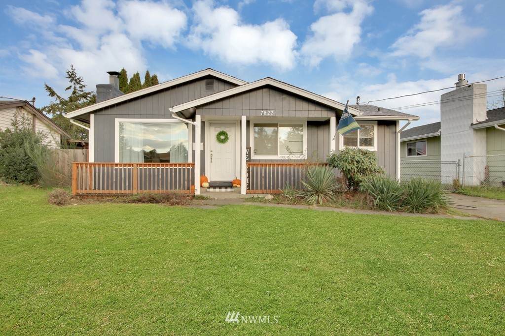 7823 Ainsworth Avenue - Photo 1