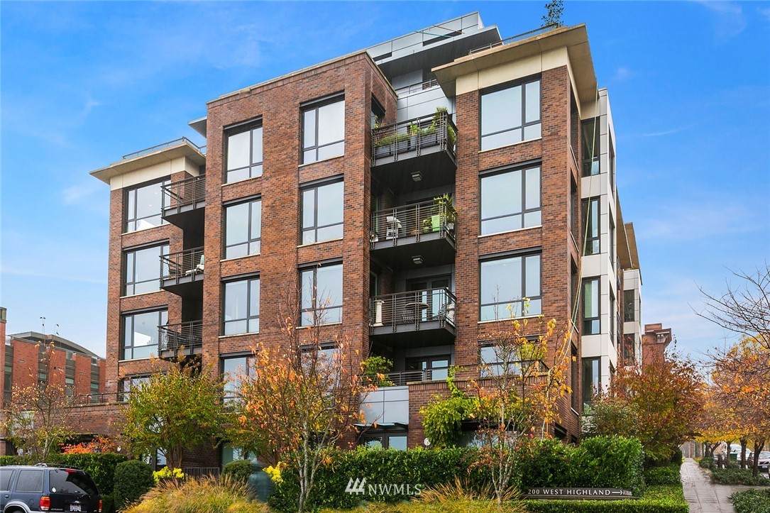 200 Highland Drive - Photo 1