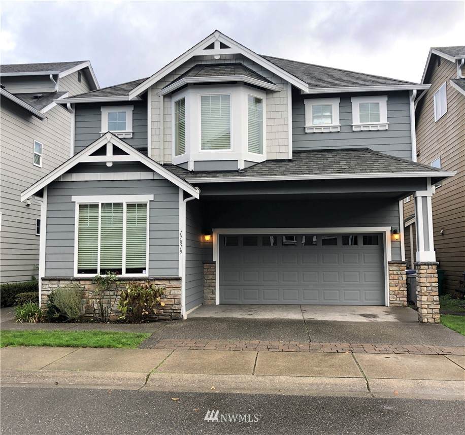 17819 19th Avenue - Photo 1