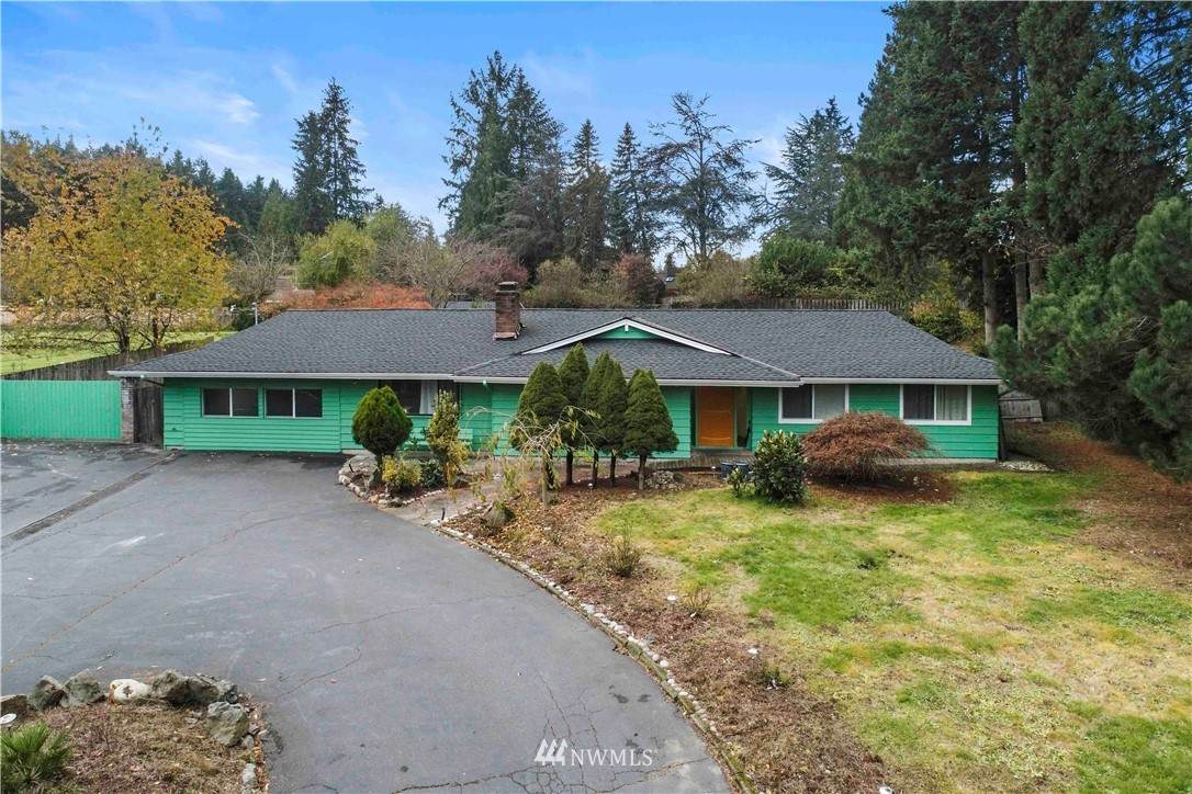 6035 132nd Avenue - Photo 1