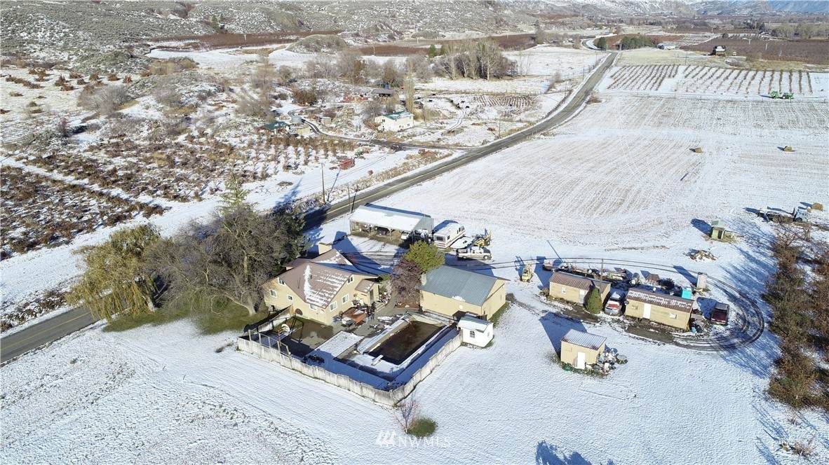 1790 Highway 7 - Photo 1
