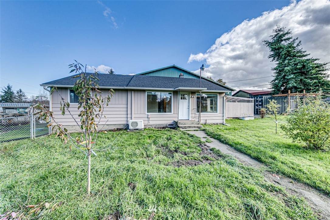221 Carne Street - Photo 1